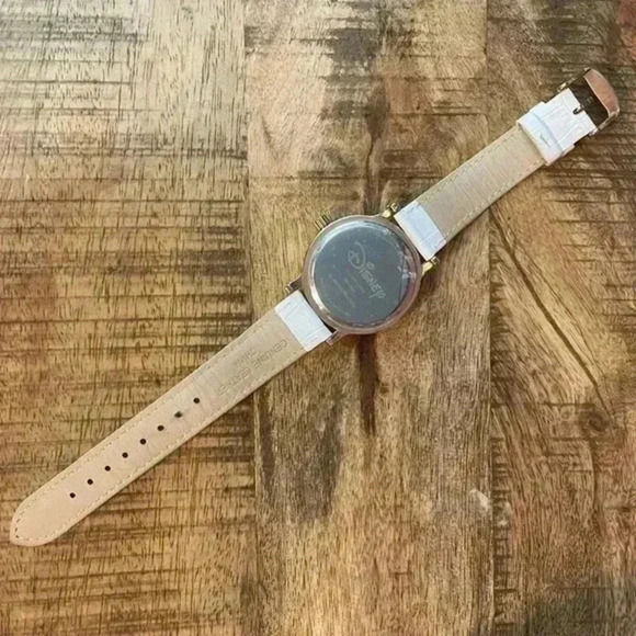 Vintage-Style Minnie Mouse Watch for Women‎ with White Leather Strap - Picture 3 of 6